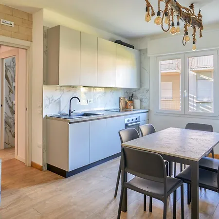 White House Apartment